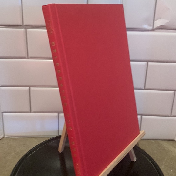 Hardback People Weekly Celebrates The 80’s With 80’s Music CD - Picture 5 of 16